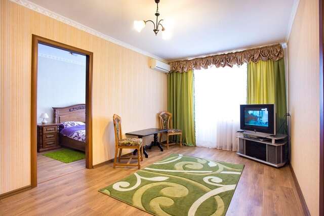 Апартаменты Apartments in the city centre of Nikolaev Николаев-21