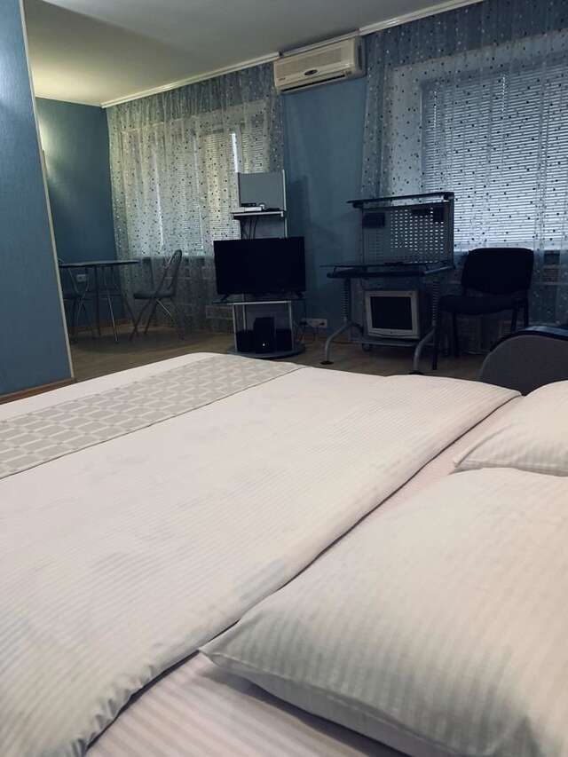 Апартаменты Apartments in the city centre of Nikolaev Николаев-6